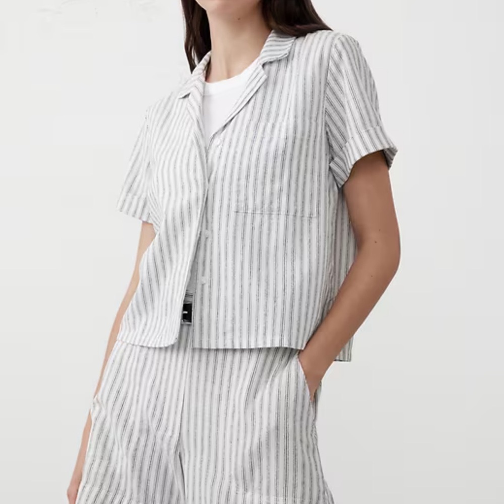 Banana Republic Cream & Black Striped Linen-Blend Shirt